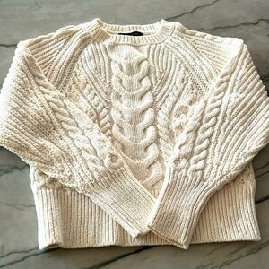 Banana Republic Cream Cable Knit Sweater in XXS